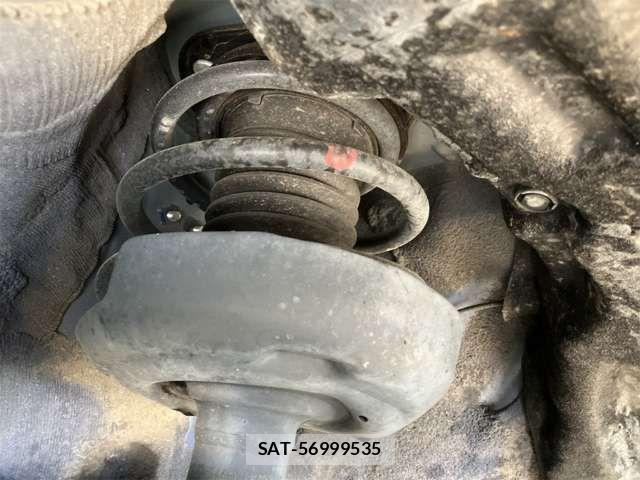 Toyota COROLLA CROSS 2021-12 6903452-17