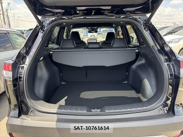 Toyota COROLLA CROSS 2024-02 6903449-18