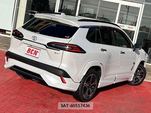 Toyota COROLLA CROSS 2025-11 6992483-2