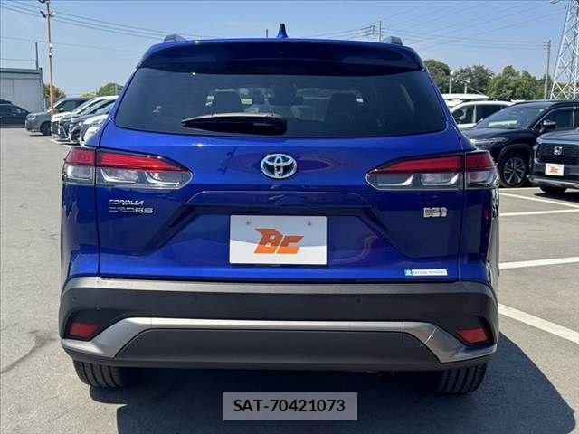 Toyota COROLLA CROSS 2023-07 6992548-13