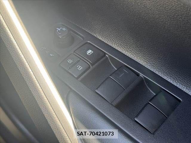 Toyota COROLLA CROSS 2023-07 6992548-20