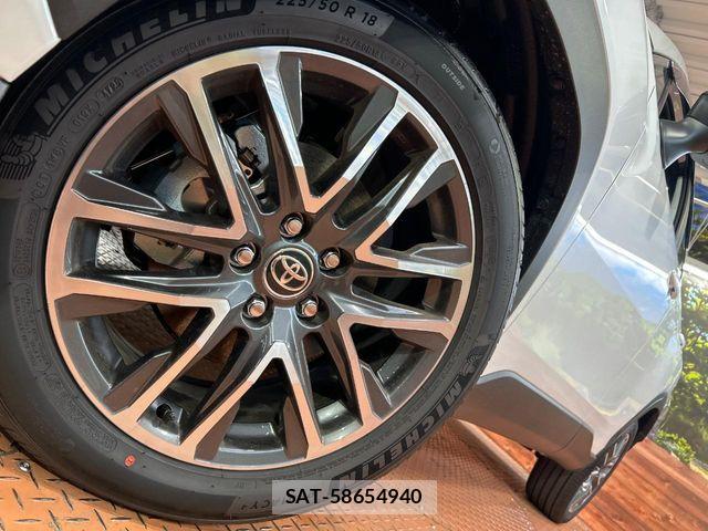Toyota COROLLA CROSS 2026-02 7020219-12