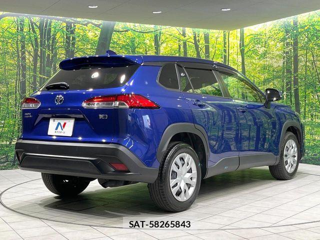 Toyota COROLLA CROSS 2023-05 7020224-16