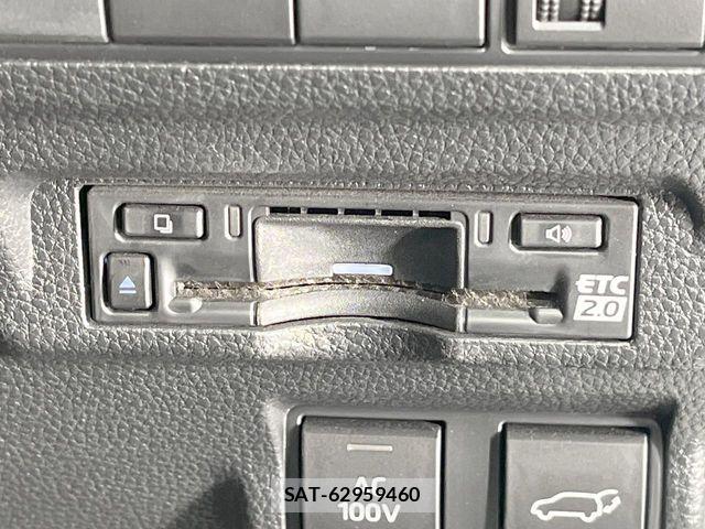 Toyota COROLLA CROSS 2025-07 7057959-6