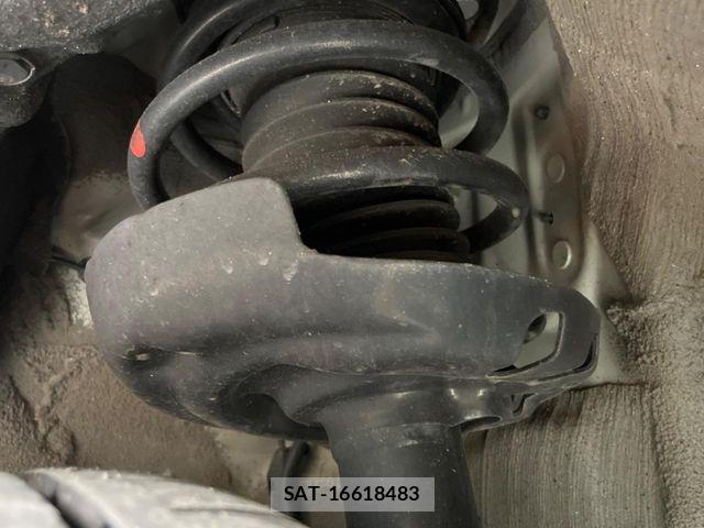 Toyota COROLLA CROSS 2023-09 7057967-19
