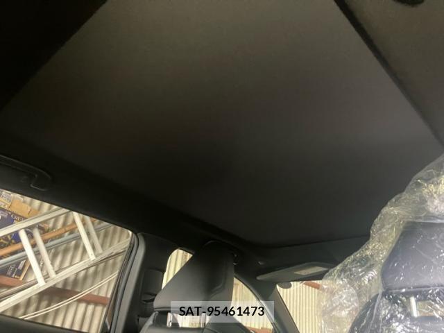 Toyota COROLLA CROSS 2023-06 7057964-15