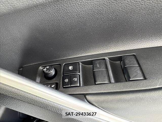 Toyota COROLLA CROSS 2022-03 7216265-28