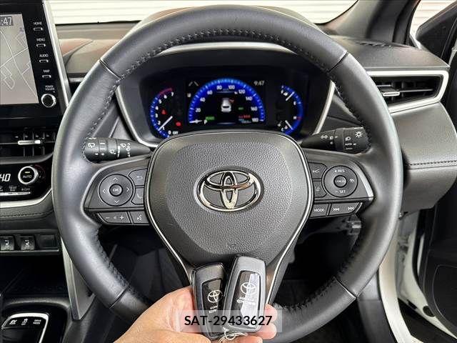 Toyota COROLLA CROSS 2022-03 7216265-6