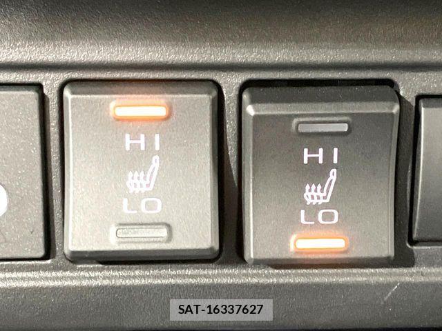 Toyota COROLLA CROSS 2025-04 7216317-6