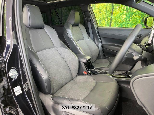 Toyota COROLLA CROSS 2024-09 7216305-7