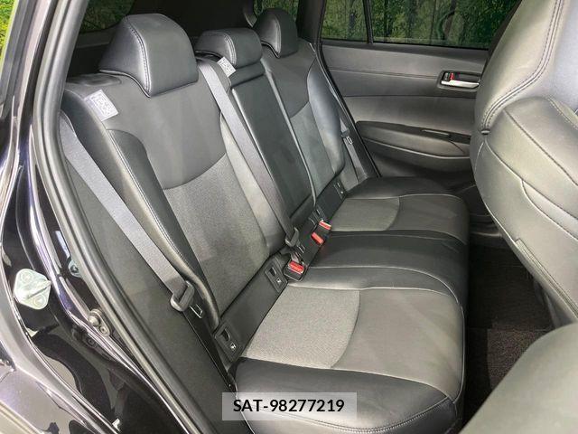 Toyota COROLLA CROSS 2024-09 7216305-8