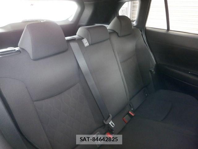 Toyota COROLLA CROSS 2024-04 7216283-6