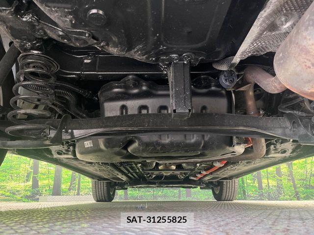Toyota COROLLA CROSS 2024-09 7216306-19