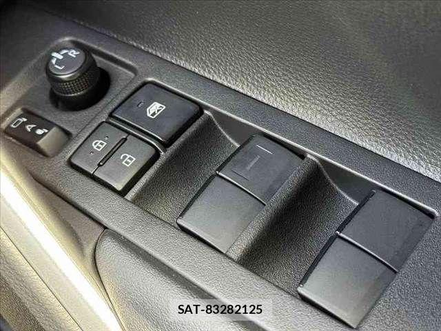 Toyota COROLLA CROSS 2024-10 7216314-24