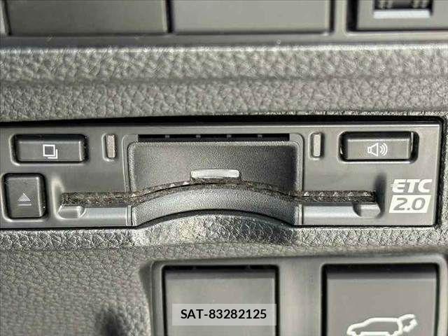 Toyota COROLLA CROSS 2024-10 7216314-26