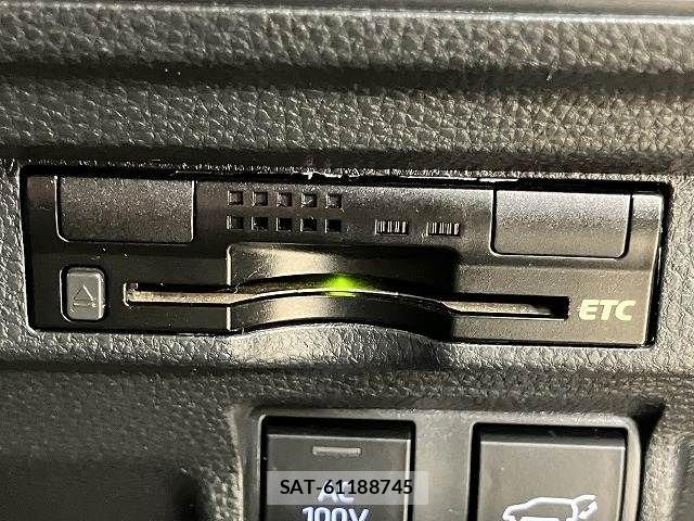 Toyota COROLLA CROSS 2023-03 7216273-11