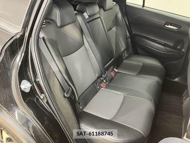 Toyota COROLLA CROSS 2023-03 7216273-5
