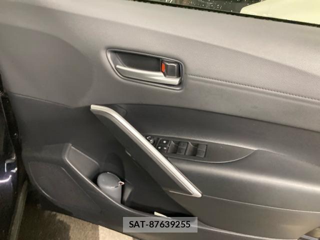 Toyota COROLLA CROSS 2023-04 7216277-8