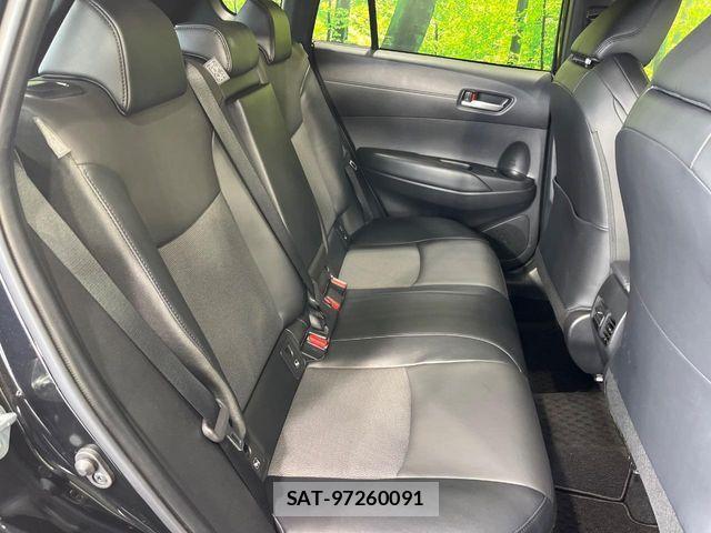 Toyota COROLLA CROSS 2023-01 7216270-8