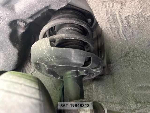 Toyota COROLLA CROSS 2023-10 7216276-19