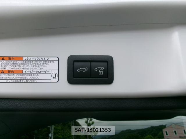 Toyota COROLLA CROSS 2025-02 7216325-10