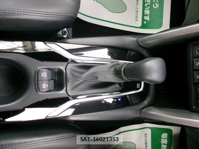 Toyota COROLLA CROSS 2025-02 7216325-21