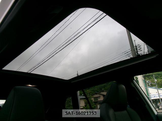 Toyota COROLLA CROSS 2025-02 7216325-24