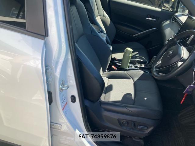Toyota COROLLA CROSS 2023-04 7216275-5
