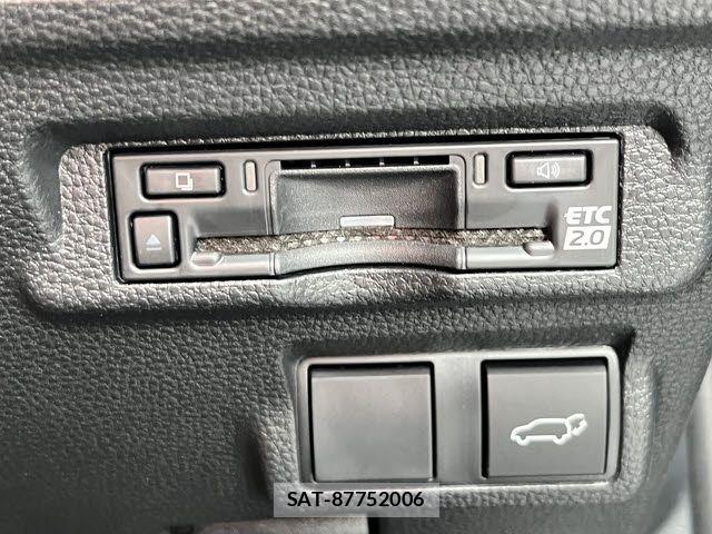 Toyota COROLLA CROSS 2025-03 7216318-15