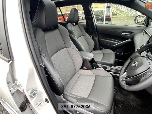Toyota COROLLA CROSS 2025-03 7216318-3