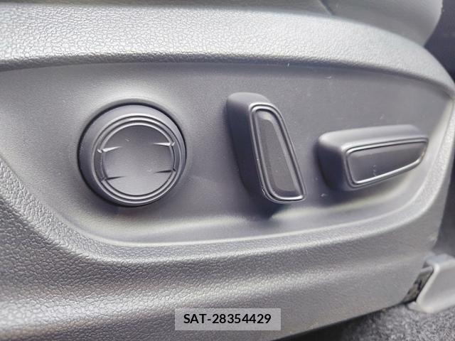 Toyota COROLLA CROSS 2023-11 7216286-21