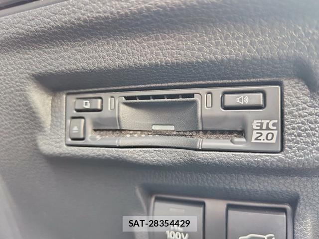 Toyota COROLLA CROSS 2023-11 7216286-23