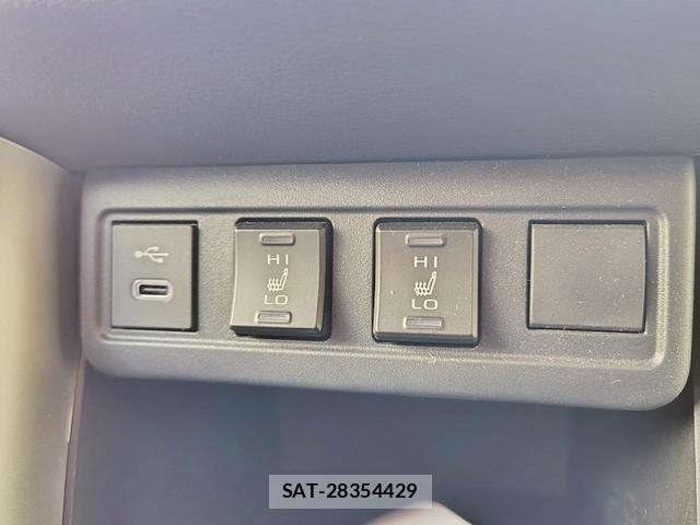 Toyota COROLLA CROSS 2023-11 7216286-27