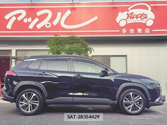 Toyota COROLLA CROSS 2023-11 7216286-8
