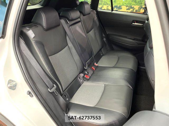 Toyota COROLLA CROSS 2024-09 7216300-11