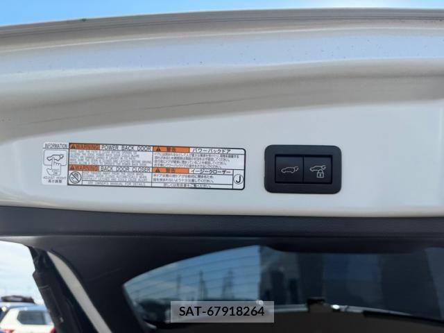 Toyota COROLLA CROSS 2022-09 7250211-10
