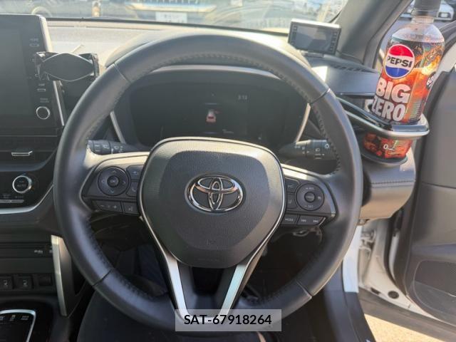 Toyota COROLLA CROSS 2022-09 7250211-12