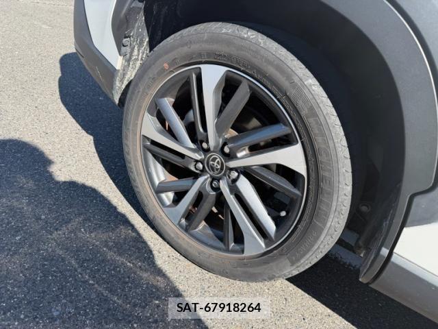 Toyota COROLLA CROSS 2022-09 7250211-1