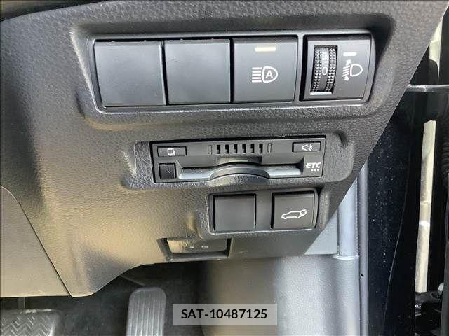 Toyota COROLLA CROSS 2022-03 7250208-10