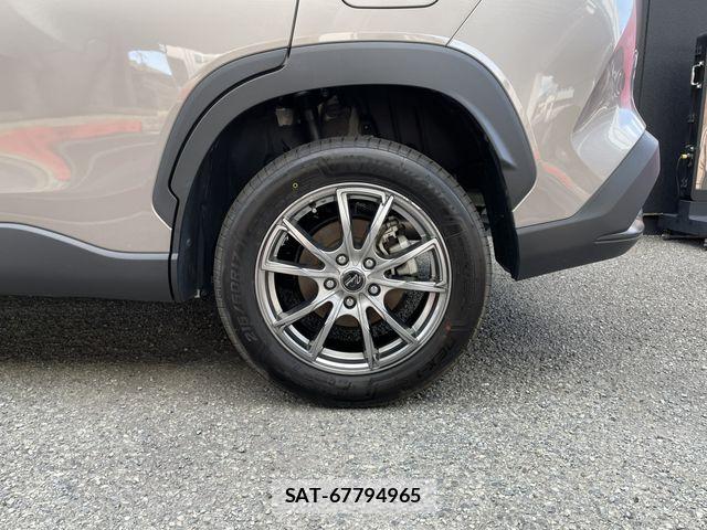 Toyota COROLLA CROSS 2023-08 7250220-11