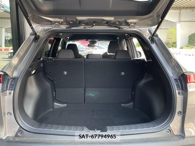 Toyota COROLLA CROSS 2023-08 7250220-25