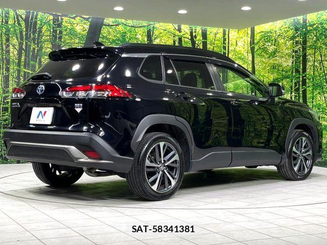Toyota COROLLA CROSS 2023-02 7250201-17