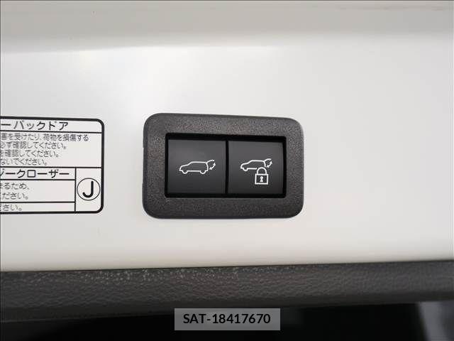 Toyota COROLLA CROSS 2026-01 7271709-17