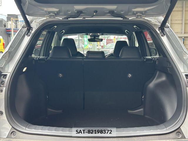 Toyota COROLLA CROSS 2022-05 7271717-17