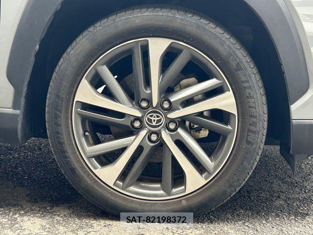 Toyota COROLLA CROSS 2022-05 7271717-19
