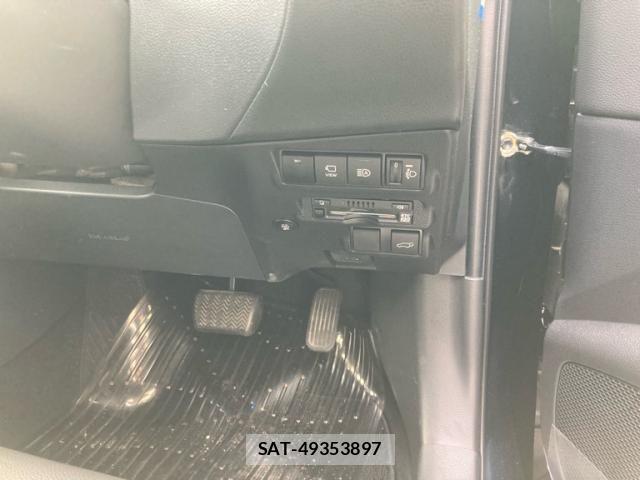 Toyota COROLLA CROSS 2023-02 7326287-12