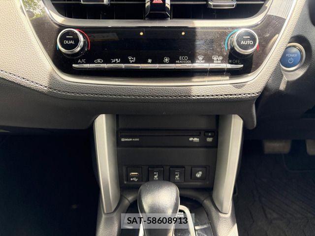 Toyota COROLLA CROSS 2022-09 7326298-14