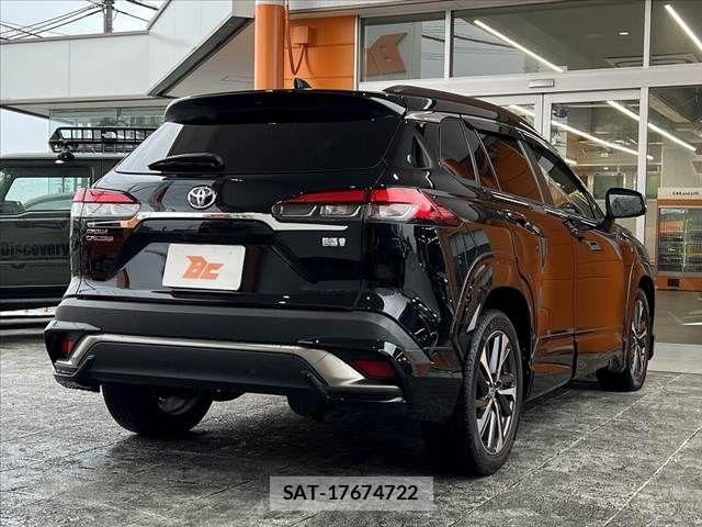 Toyota COROLLA CROSS 2022-02 7326293-14