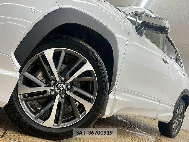Toyota COROLLA CROSS 2024-04 7357206-19