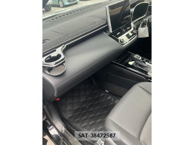 Toyota COROLLA CROSS 2025-12 7357212-20